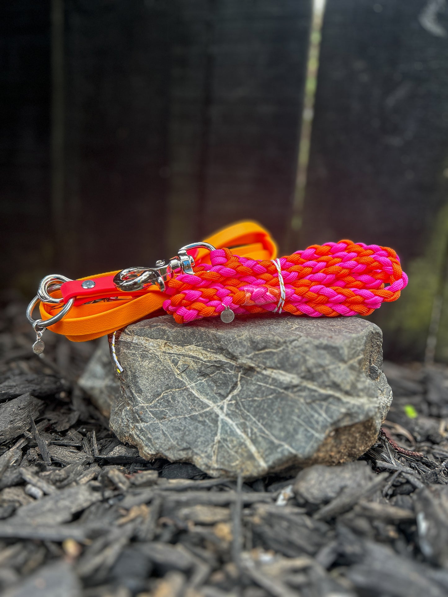 Paracord Clip Lead