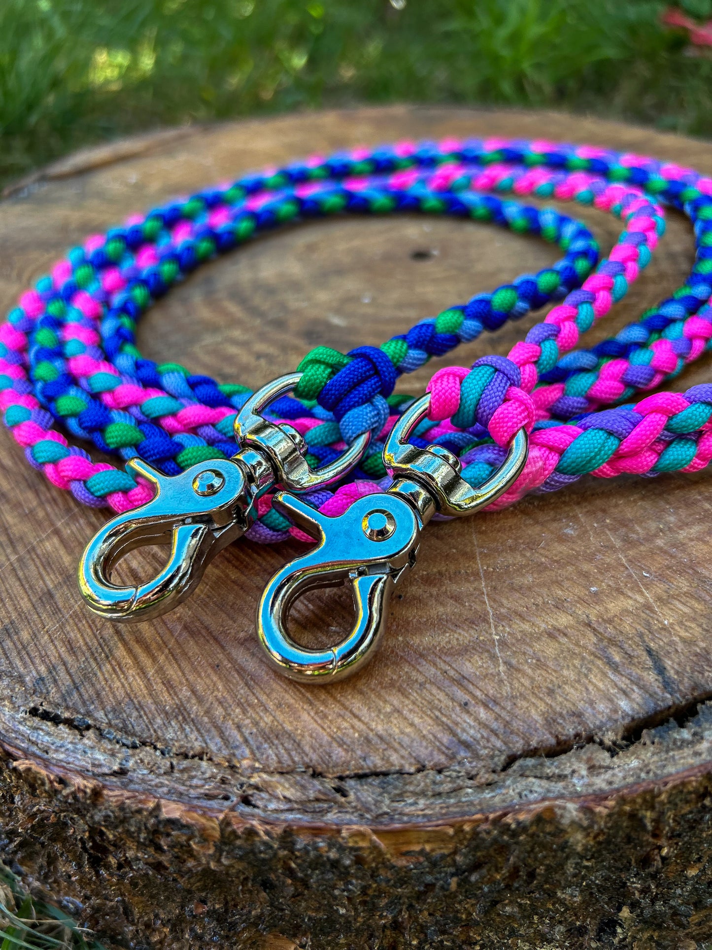 Paracord Clip Lead