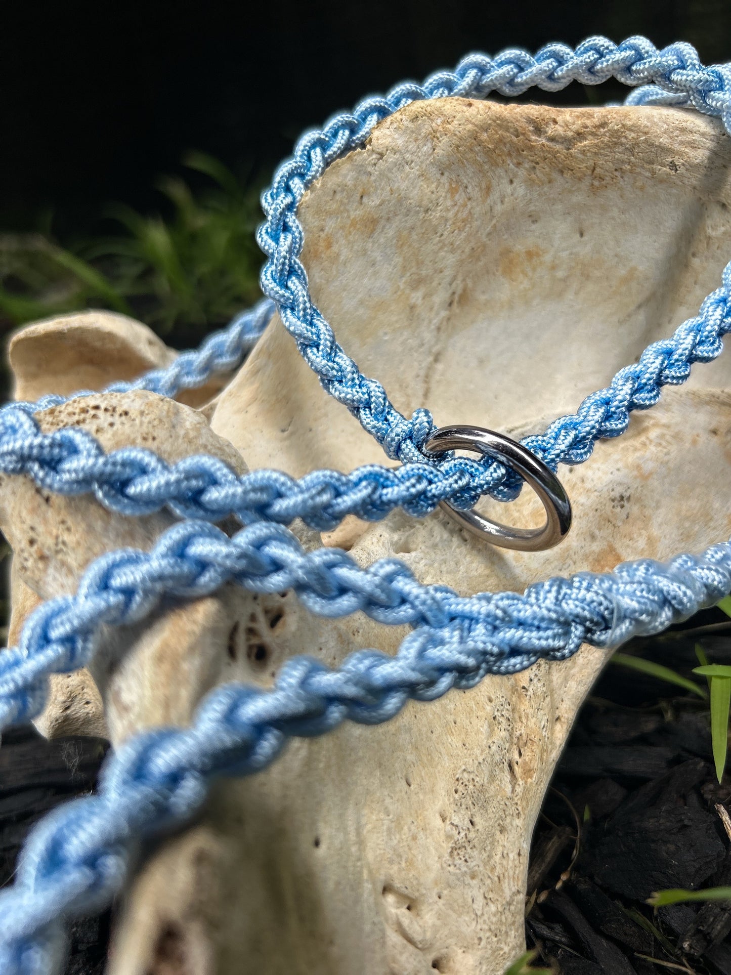 Lightweight Paracord Show Lead