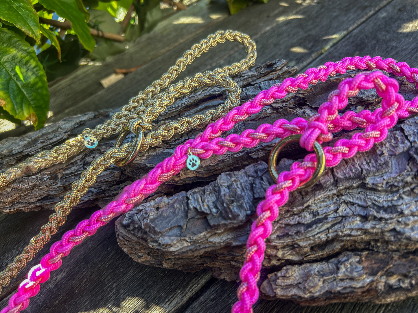 Lightweight Paracord Show Lead